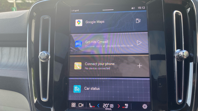 Volvo XC40 2.0 B4P Ultimate Dark 5dr Auto Petrol Estate